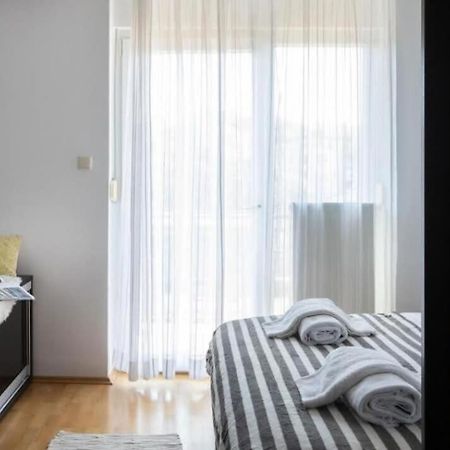Tesla Apartment Urban Stay ซาเกร็บ ภายนอก รูปภาพ