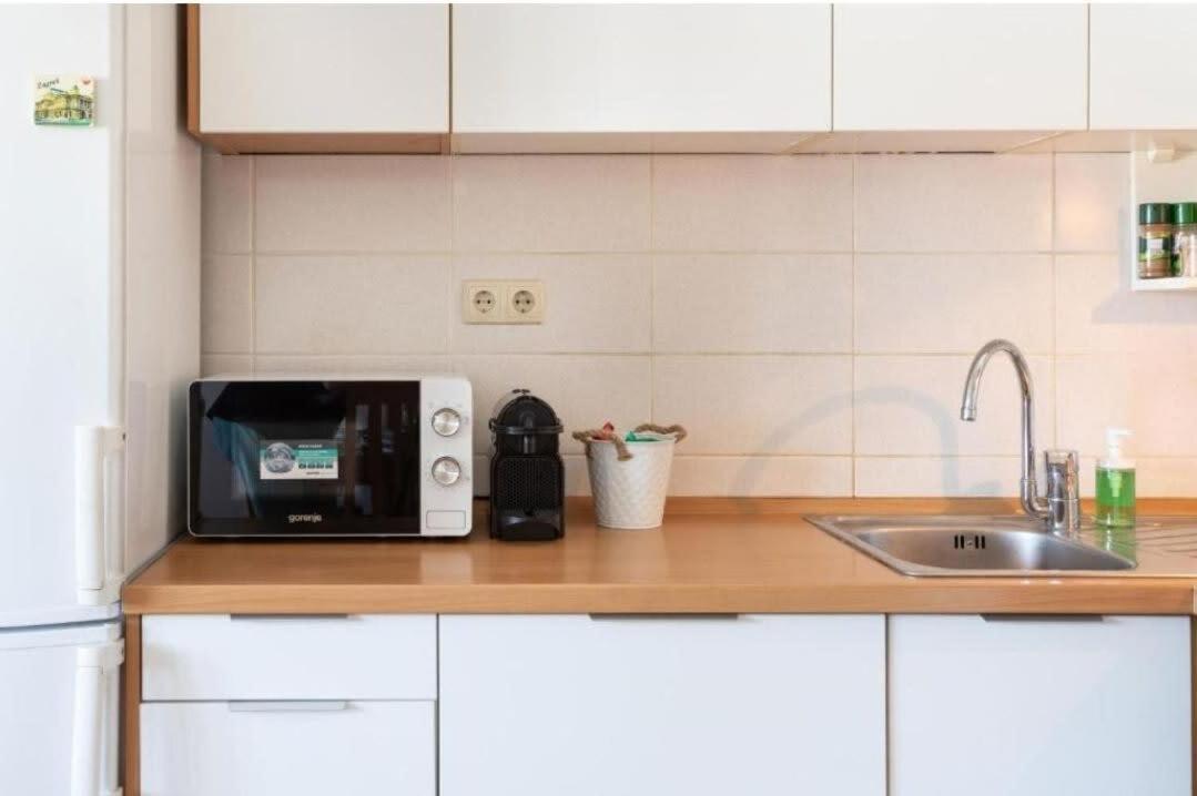 Tesla Apartment Urban Stay ซาเกร็บ ภายนอก รูปภาพ
